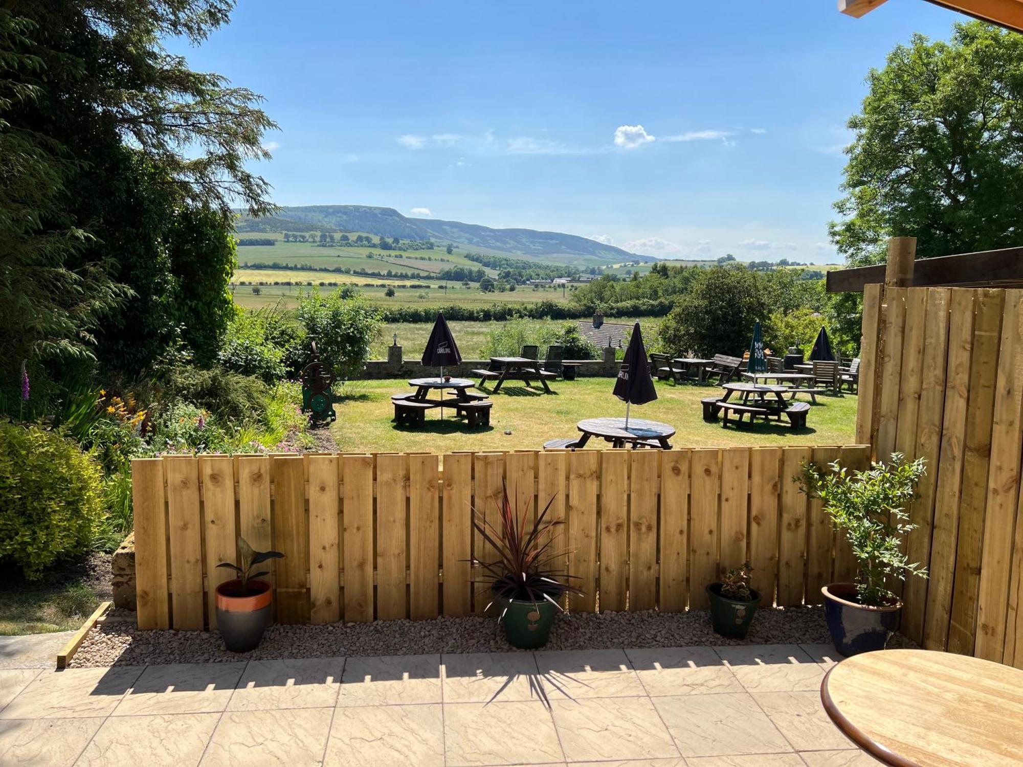 Three Wheat Heads Hotel Thropton Bagian luar foto
